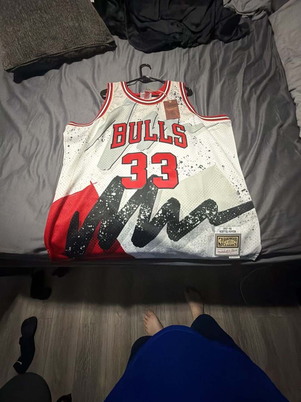 Mitchell & Ness x NBA Chicago Bulls Scottie Pippen 1997-98 Hyper Hoops Swingman